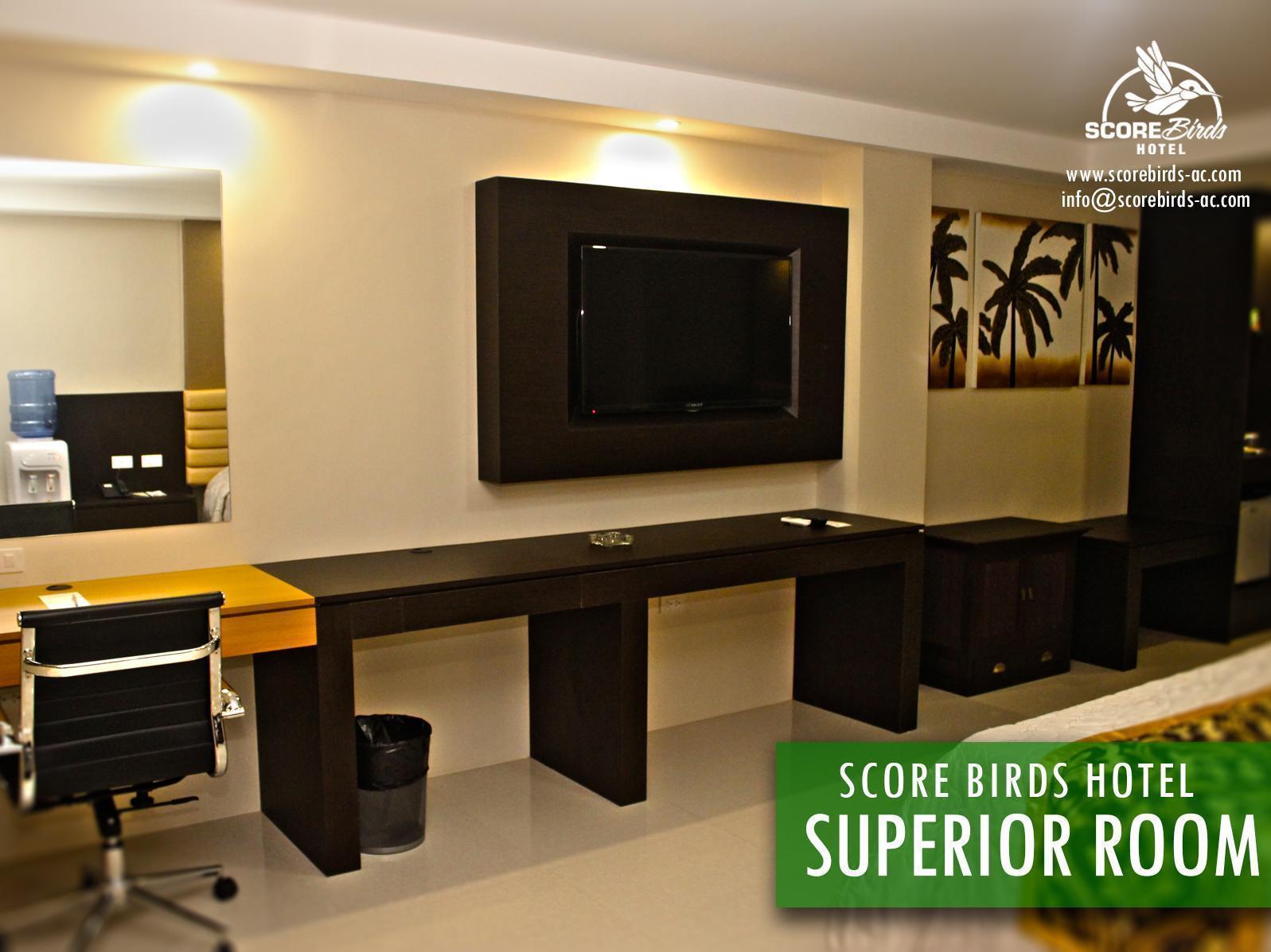 Score Birds Hotel Ángeles Extérieur photo